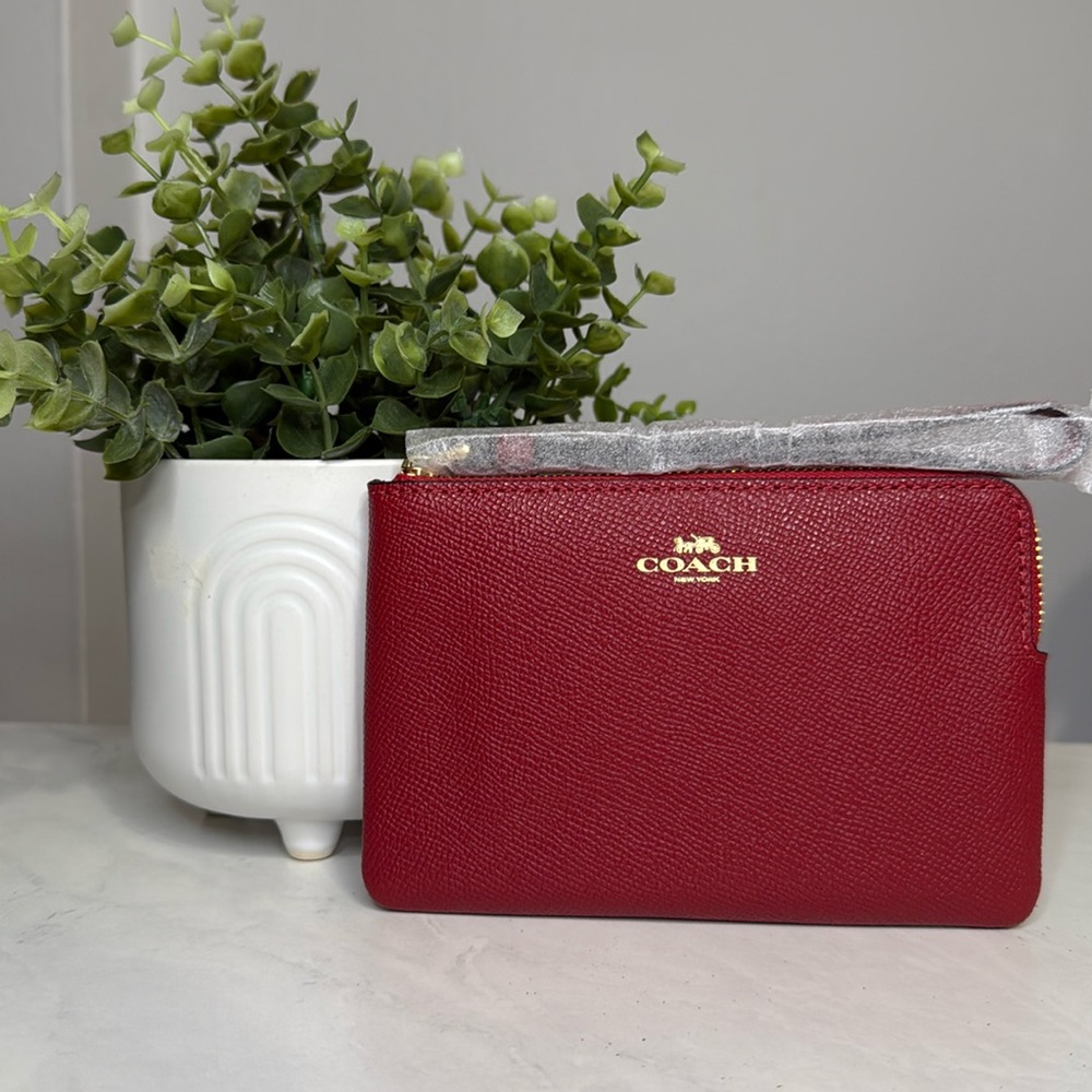 NWT Coach Wristlet